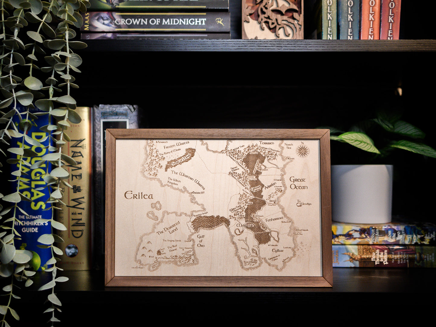 Throne of Glass: Erilea Wood Engraved Display Map